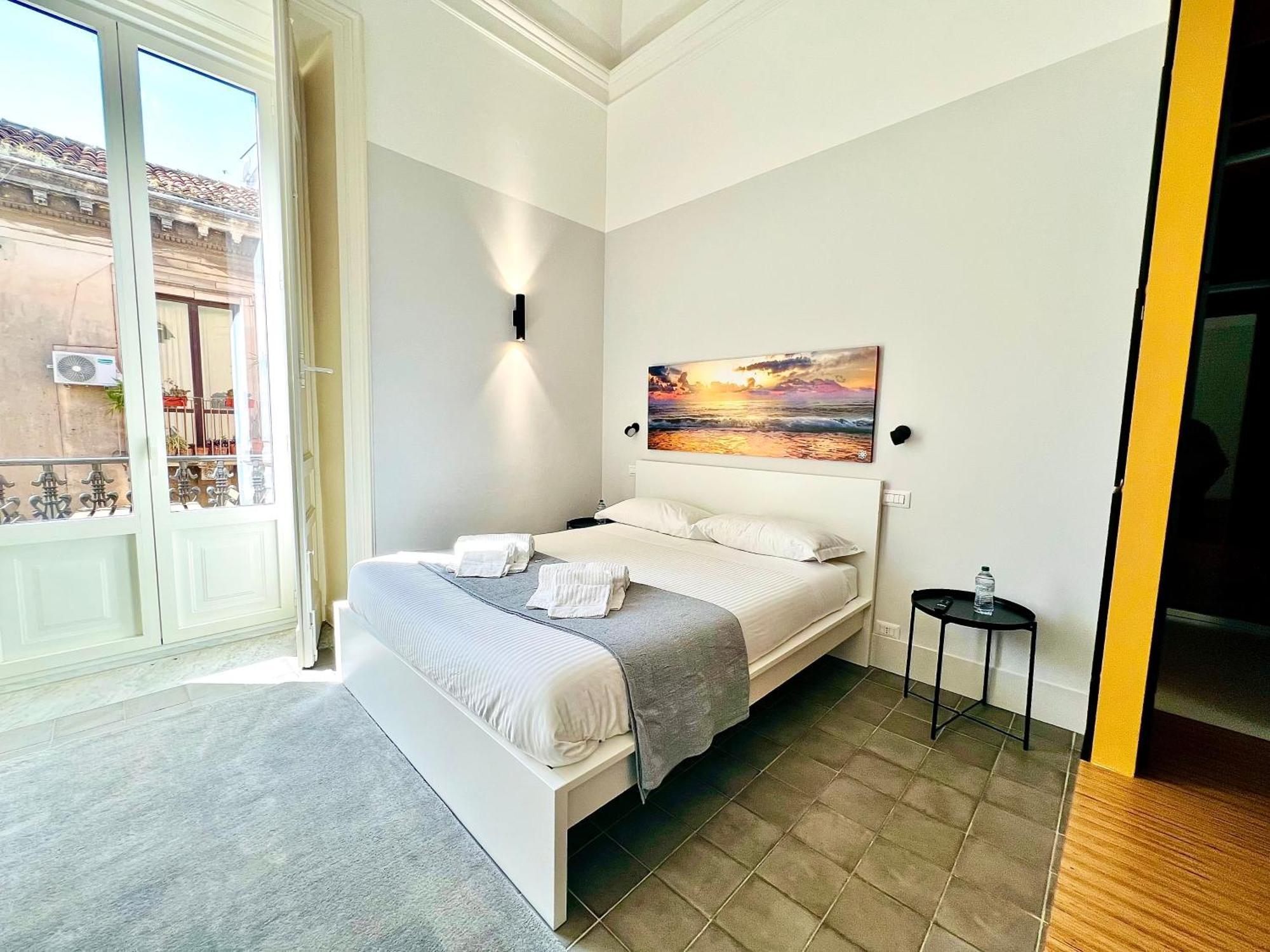 Ruanera Hotel Catania Bagian luar foto